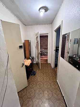 Продаж Квартира 3-кімнатна, 1/14 поверх на Чоколівський вул., д. 40 Київ