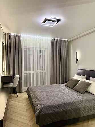 Продаж Квартира 1-кімнатна, 10/25 поверх на Максимовича Михайла вул., д. 24 Kiev