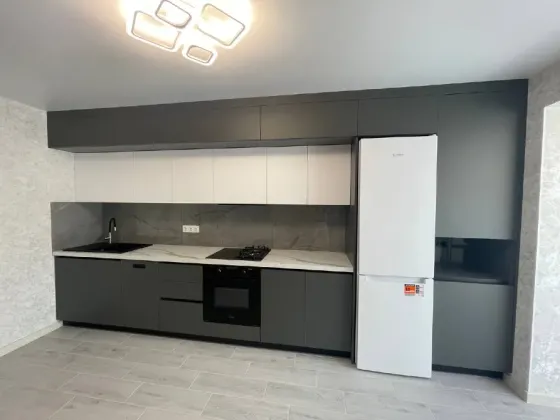 For sale furnished 1-room apartment in the residential complex 