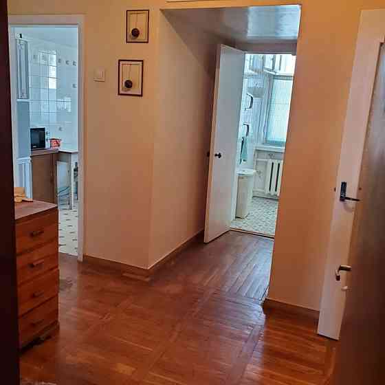 Оренда Квартира 1-кімнатна, 9/9 поверх на Предславинська, 38 Київ