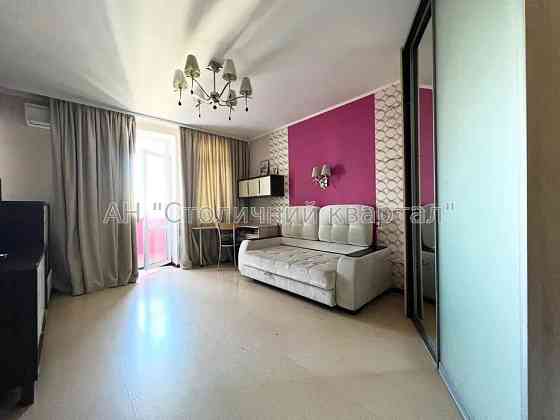 Продаж Квартира 3-кімнатна, 24/27 поверх на Львівська вул., 22 Киев