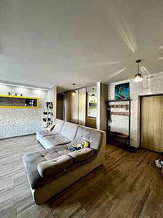 Продаж Квартира 2-кімнатна, 2/14 поверх на Нивська вул., д. 4-Г Kiev