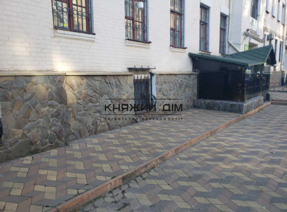 Продаж заклад громадського харчування на Оболонская ул. поверх - 1/5 Київ