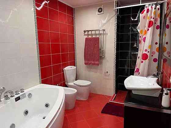 Оренда Квартира 3-кімнатна, 16/25 поверх на пр. Петра Григоренко Kiev