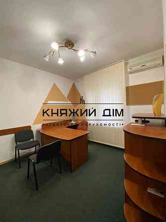 Оренда офісне приміщення на Дарницкий бульв. поверх - 1/16 Киев