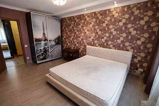 Продаж Квартира 2-кімнатна, 13/16 поверх на проспект Григоренко Петра, д.1 Київ