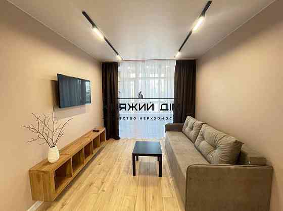 Оренда Квартира 1-кімнатна, 6/28 поверх на Днепровская Набережная ул Киев