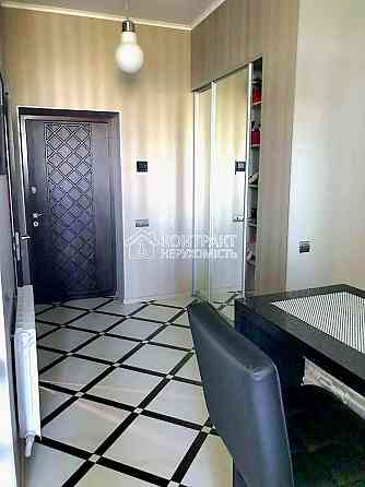 Продаж Квартира 2-кімнатна, 8/9 поверх на вул. Салтівське Kharkiv