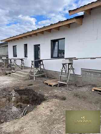 Продаж Будинок 3-кімнатний на вул. Івана Франка Bila Krynytsia