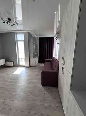 Оренда Квартира 1-кімнатна, 8/14 поверх на проспект Соборності, 17 Київ