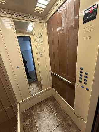 Продаж Квартира 2-кімнатна, 4/9 поверх на Донця Михайла вул., д. 21а Київ