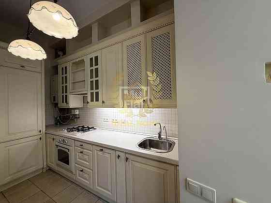 Продаж Квартира 3-кімнатна, 4/4 поверх на Саксаганского ул., 30 Київ