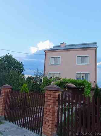 Продаж Будинок 4-кімнатний на вул. Підгай Городок