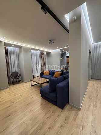 Продаж Квартира 3-кімнатна, 11/21 поверх на вул. Клочківська Харків