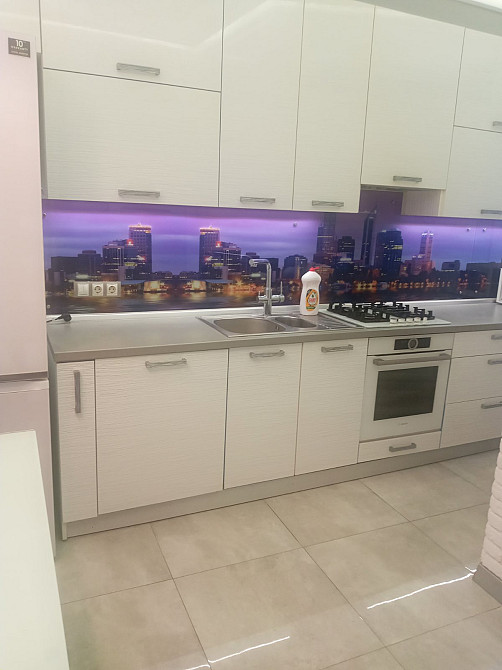 Стильная трехкомнатная квартира с террасой в центре Одессы Одесса - изображение 1