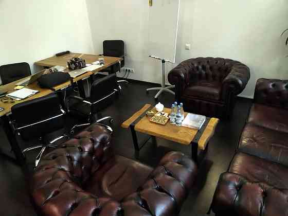 Продаж Квартира 2-кімнатна, 1/5 поверх на Інститутська вул., д. 24/7 Kiev