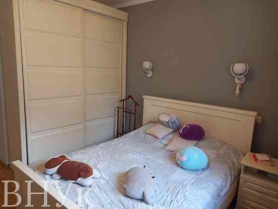 Продаж Квартира 3-кімнатна, 5/10 поверх на Відродження Луцк