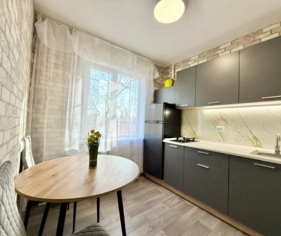 1 ком.квартира на Черёмушках- улица Инглези Одеса