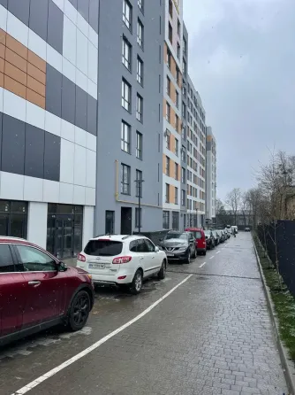 Продажа Помещение в жилом доме площадь 169 кв.м 1-й этаж на Пимоненка Львов