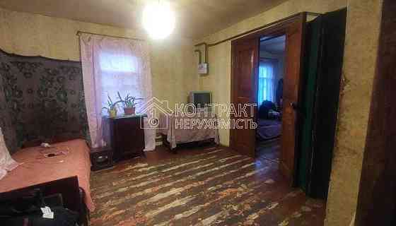 Продаж Будинок 4-кімнатний на вул. травнева 