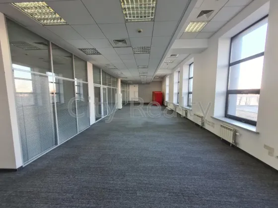 Здається Офісні приміщення площа 640 кв.м 3-й поверх Київ Новокостянтинівська 18 Київ