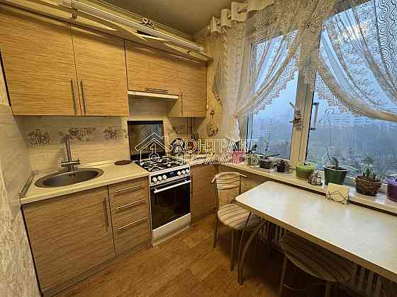 Продаж Квартира 3-кімнатна, 8/9 поверх на вул. Владислава Зубенка Kharkiv