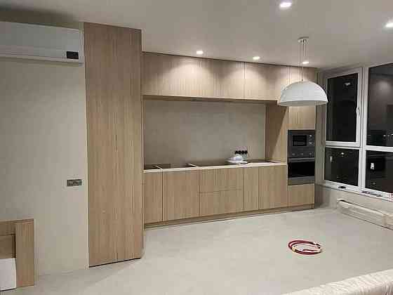 Продаж Квартира 2-кімнатна, 7/16 поверх на Юхновськогго Львов