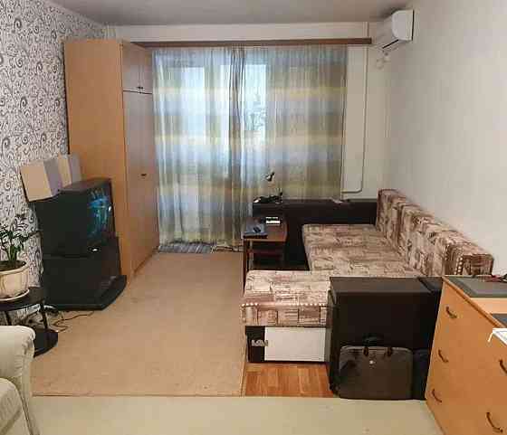 Оренда Квартира 1-кімнатна, 5/9 поверх на ул. Академика Ромоданова Київ