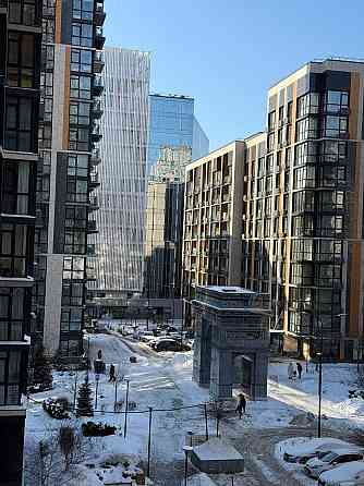 Продаж Квартира 4-кімнатна, 5/21 поверх на Джона Маккейна вул., д. 3А Kiev