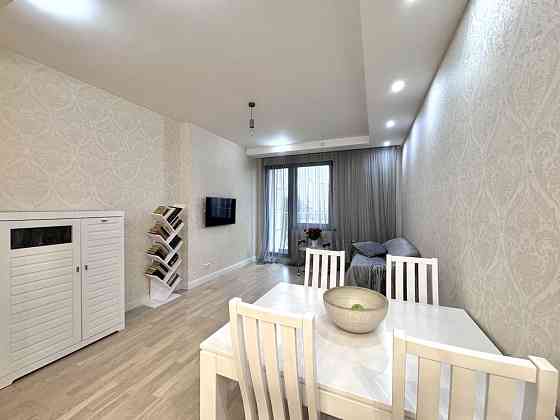 Продаж Квартира 3-кімнатна, 5/23 поверх на Голосіївський вул., д. 60 Київ