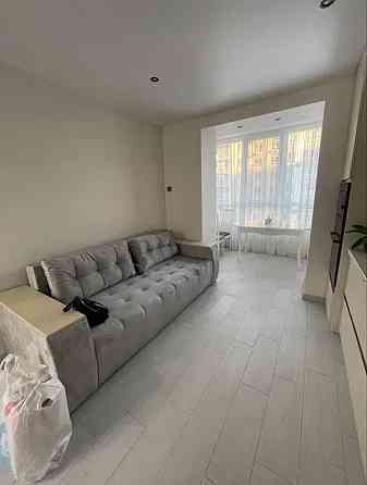 Продаж Квартира 3-кімнатна, 5/10 поверх на Семейная, 5 Dnipro