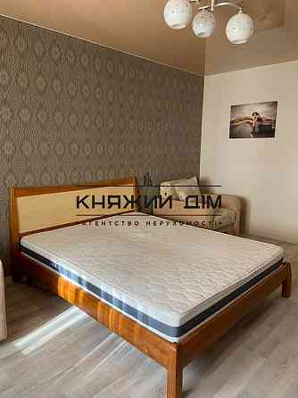 Продаж Квартира 1-кімнатна, 15/25 поверх на Милославская ул. Київ