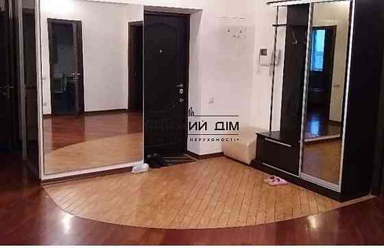 Оренда Квартира 3-кімнатна, 12/17 поверх на Бориспольская ул. Киев