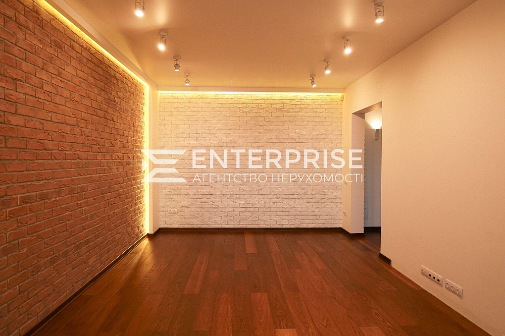 Продаж Квартира 3-кімнатна, 11/16 поверх на вул. Автозаводская Київ - фото 1