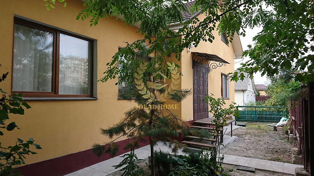 Продаж Будинок 8-кімнатний на Дмитрия Яворницкого ул., 1 Kiev - photo 1