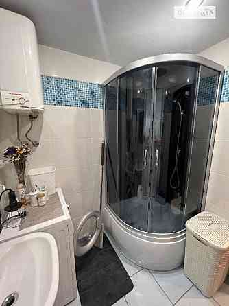 Оренда Квартира 1-кімнатна, 1/5 поверх на ул. Ольжича, 19/28 Киев