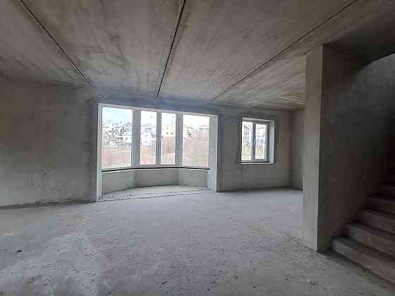 Продаж Будинок на Київська вул., 2 Підгородне