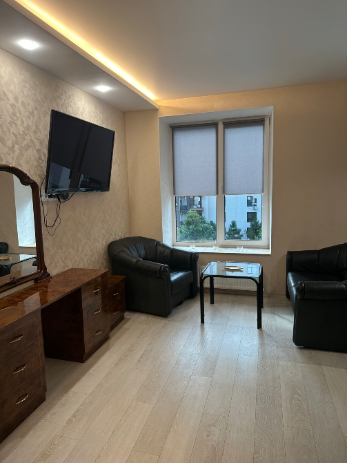 For rent 1-room Apartment 42 sq.m проспект Героїв Небесної Сотні, 18/1 Kiev - photo 1