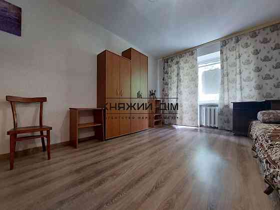 Оренда Квартира 1-кімнатна, 4/5 поверх на Академика Туполева ул./Мрії Киев