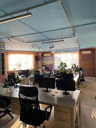 Оренда офісне приміщення на вул. Добровольців приміщень - 5, поверх - 1/18 Одеса