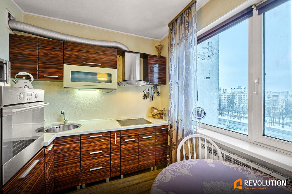 Продаж Квартира 3-кімнатна, 9/14 поверх на Глушкова Академіка вул., д. 27 Київ - фото 12