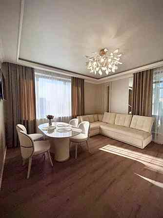 Оренда Квартира 3-кімнатна, 15/24 поверх на Генуэзская ул., 24 Одесса