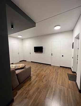 Продаж Квартира 3-кімнатна, 14/27 поверх на Балтійський пров., 3а Киев