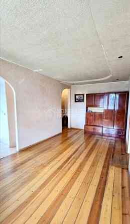 Продаж Квартира 2-кімнатна, 5/5 поверх на вул. Отакара Яроша Харків