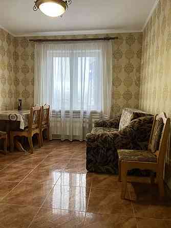 Оренда Квартира 1-кімнатна, 16/16 поверх на Бакинська, 37 г Киев