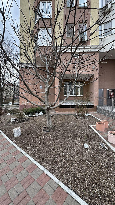 Оренда приміщення вільного призначення на Науки пр-т, 69 поверх - 1/14 Kiev - photo 1