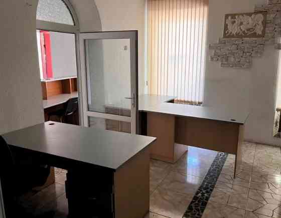 Оренда офісне приміщення на Малая Арнаутская ул., 16 поверх - 1/2 Odessa