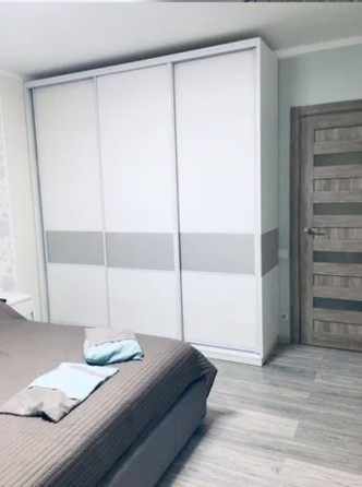 Оренда Квартира 3-кімнатна, 18/25 поверх на Григоренко Петра просп. Київ