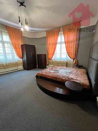 Продаж трикімнатної квартири пл.Корятовича. Uzhhorod