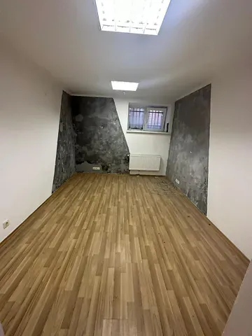 Продажа    на Філармонії площа Черновцы - изображение 4